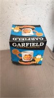Garfield hotspot mug warmer set