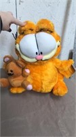 13 inch Garfield stuffed animal