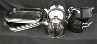 Casserole Dishes & Tea Pots