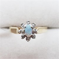$800 14K Opal And Diamond Ring