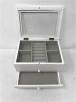 Brand New Nice Jewelry Case/Box White