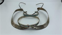 Lot 2 choker necklaces and two bracelets