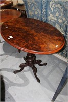 Fine Victorian burr walnut tilt top side table,