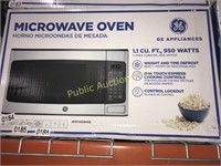GE 1.1 CU FT MICROWAVE OVEN $175 RETAIL