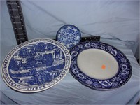 Blue and white dishes lot