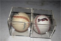 2 Autographed baseball's Atlanta Braves and MLB Pr