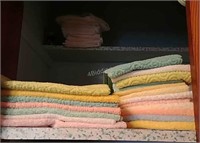 HW- Shelf lot of Assorted Bath & Kitchen Towels