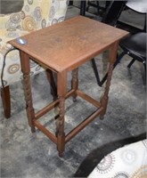 Antique Oak Barley Twist Lamp Table