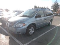 2005 Dodge Grand Caravan SE