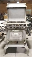 Stewart gas cooking stove