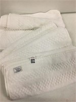 SET OF 6 SMALL TOWELS