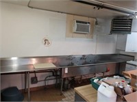 Stainless Steel 3-sink Unit with ISE Insinkerator