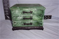 Vitnage jewelry box with drawers