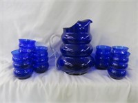 COBALT GLASS PITCHER WITH 6 GLASSES 8.5"T