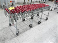 Nestaflex Expandable Gravity Feed Roller Conveyor