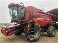 2009 Case 8120 Combine