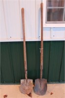 3 Shovels & a tamp
