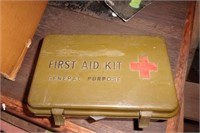 Vintage Miliatary First aid and contents