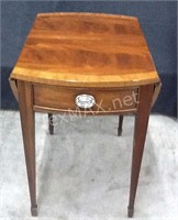 Ethan Allen Double Drop Leaf Occasional Table