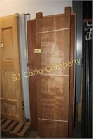 Lot of closet doors - assorted sizes