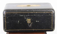 19th CENTURY GENTLEMEN'S LEATHER TRAVELING CASE