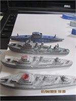 4 Tootsie Toys 1940's Battleships & Sub