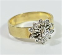 14K Yellow gold diamond starburst design ring
