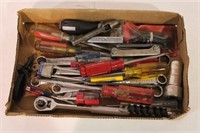 Box of assorted screw drivers
