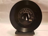 VINTAGE VINYL MUSIC RECORD 45