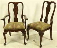 SET EIGHT QUEEN ANNE STYLE MAHOGANY DINING CHAIRS