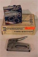 Brinks 40' safety cables, stapler, intermatic time