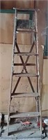 GR- Vintage Wooden Ladder