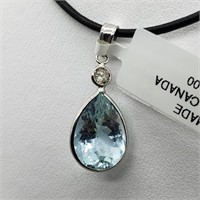 $2200 14K Aquamarine  Diamond Necklace