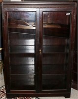 EARLY 20TH C. MAHOGANY 2 DRAWER BOOKCASE WITH 3