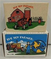 2x- Case 500 & 800 Toy Farmers NIB