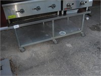 5Ft Rolling Equipment Stand
