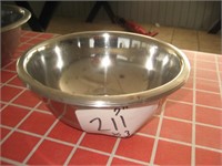 Lot of 3 7"Stainless Bowls