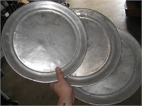 Lot of 10 14" Pizza Serving Trays