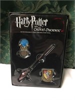 NEW HARRY POTTER COLLECTIBLE GIFT SET
