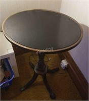 FR-Wooden Oval Side Table