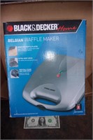 New Black and Decker  Waffle maker