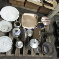 Coffee pots, enamel bowls, sifter