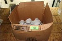 BOX OF VARIOUS PLATES & COFFEE CUPS