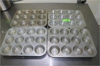 4 SMALL CUP CAKE BAKING PANS