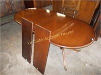 Inlaid Mahogany Double Pedestal Dining Table
