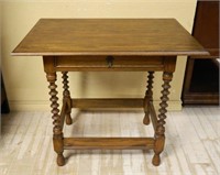 Spool Leg Oak Parlor Table with Drawer.