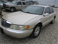 2001 Lincoln Continental Base