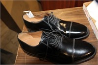 Pair Bostonian Black Men's Shoes Sz 9