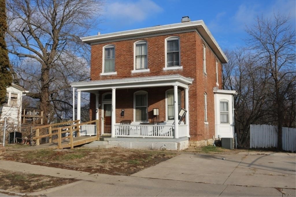 Online Only Real Estate Auction- 420 Marshall, Burlington,IA