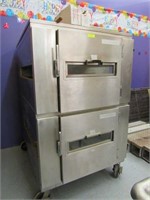 Lincoln/Impinger Conveyor Pizza Oven: Dual Stack G